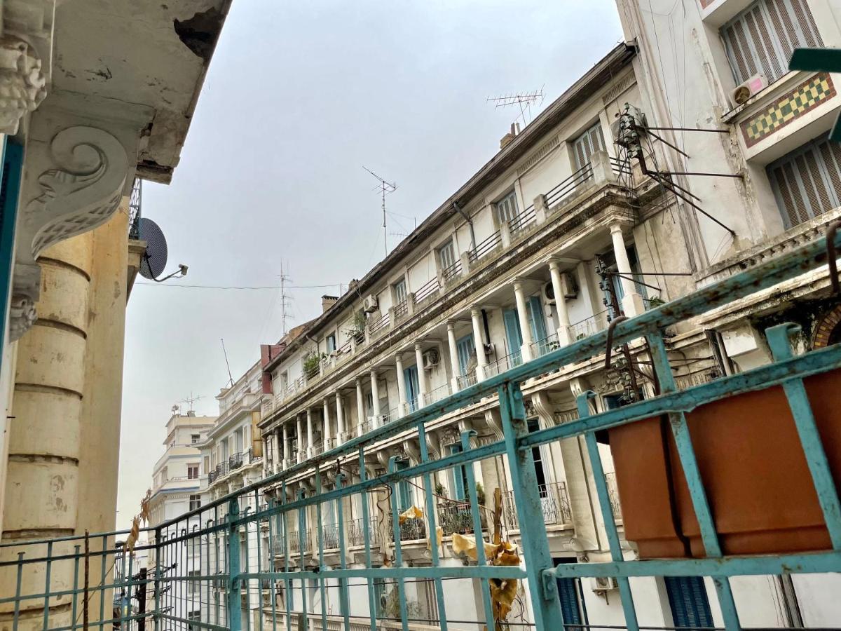Appartement Dans Immeuble Haussmanien Algiers Zewnętrze zdjęcie
