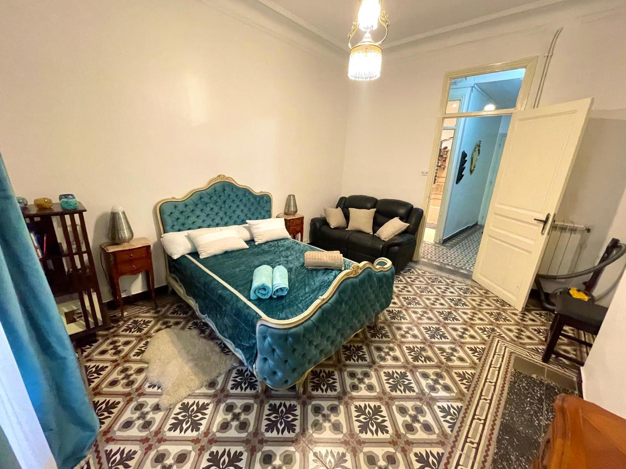 Appartement Dans Immeuble Haussmanien Algiers Zewnętrze zdjęcie