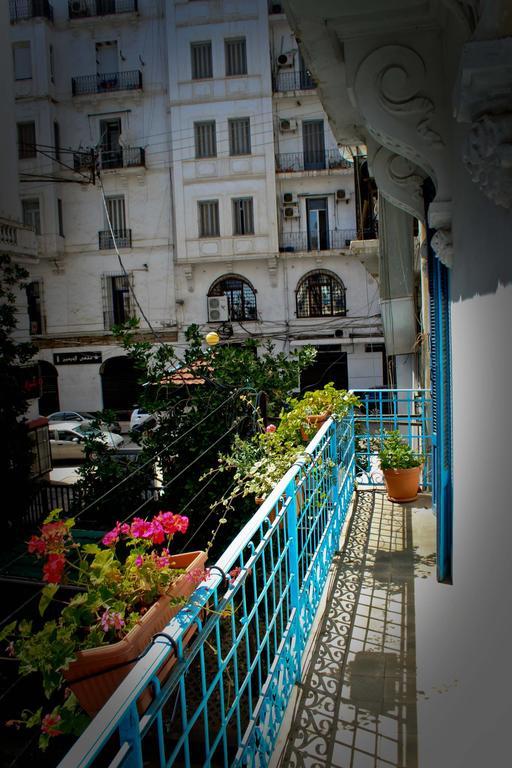 Appartement Dans Immeuble Haussmanien Algiers Zewnętrze zdjęcie
